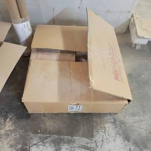 lot 24810 image: 20 18in Dinneware Organizer