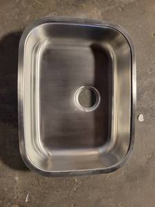 lot 36673 image: Rounded Edges Stainless Steel Sink