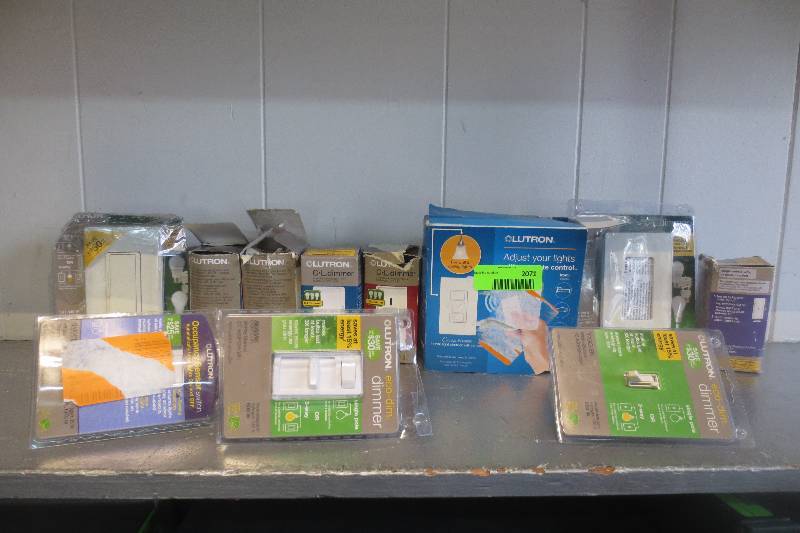 lot 2071 image: LOT OF MIX ELECTRICAL SWITCHS & DIMMERS