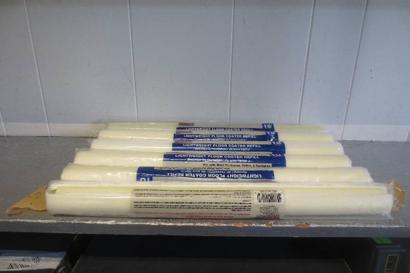 lot 2067 image: LOT OF 6 LIGHTWEIGHT FLOOR COATER REFILL 18 457MM