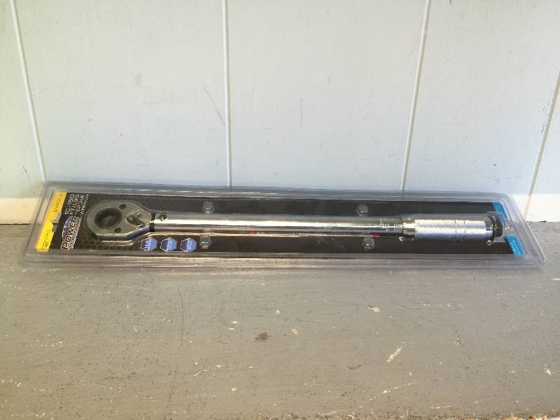 lot 2004 image: POWER TORQUE TORQUE WRENCH