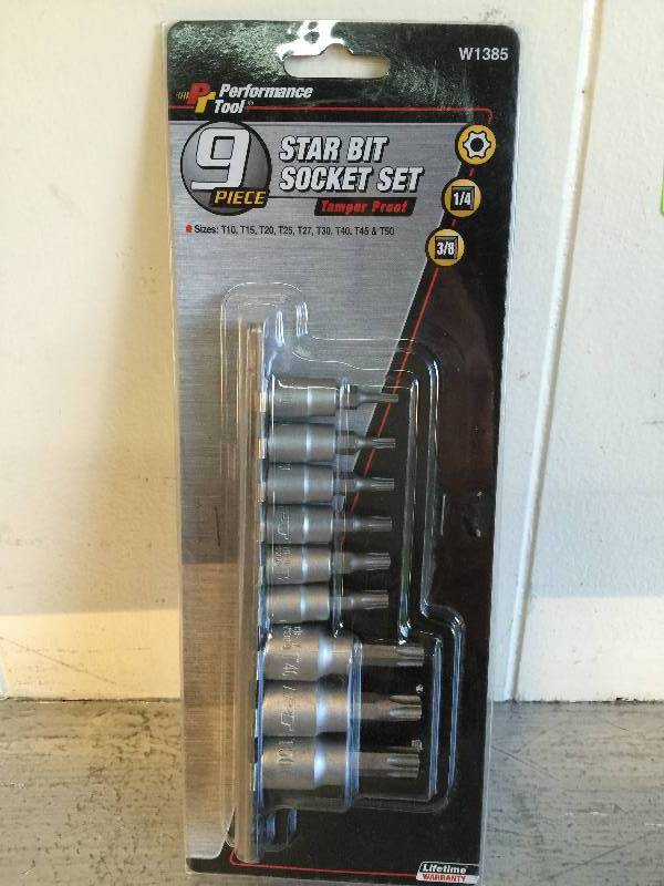 lot 2031 image: PERFORMANCE TOOL STAR BIT SOCKET SET