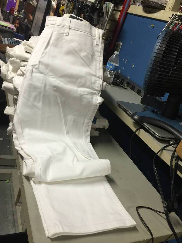lot 2108 image: LOT OF 1 DICKIES PAINTER PANT WHITE  (NEW)