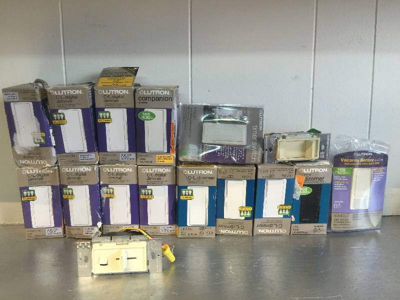 lot 2124 image: LOT OF SENSORS SWITCHS  DIMMERS