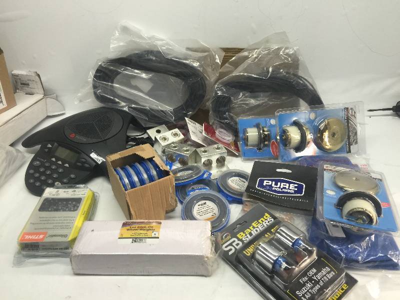 lot 2087 image: BOX OF MISC ITEMS