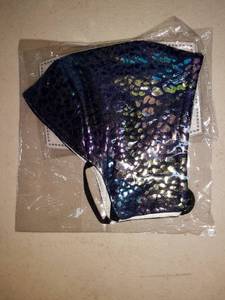 lot 3015 image: Colorful Mask