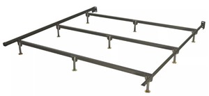 lot 3043 image: Platform Bed