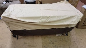 lot 41478 image: Patio Table Cover