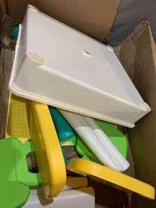 lot 20865 image: Childs Lego Play Table