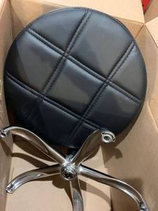 lot 20866 image: Black Short Stool Seat With Wheels