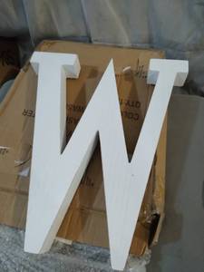 lot 39910 image: WHITE WASHED HANGING WOODEN LETTER W