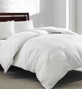 lot 58465 image: Royal Living King Comforter