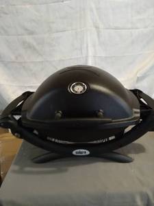 lot 55871 image: WEBER PORTABLE GRILL LP-48969