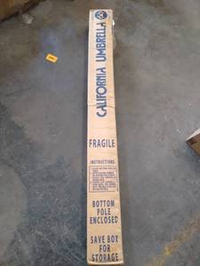 lot 55975 image: California Umbrella