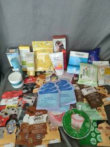 lot 55978 image: Health And Beauty Lot