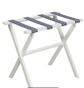 lot 55974 image: Luggage Rack With Shelf White