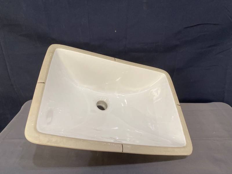 lot 20603 image: 18.5 x 14 Undermount Sink