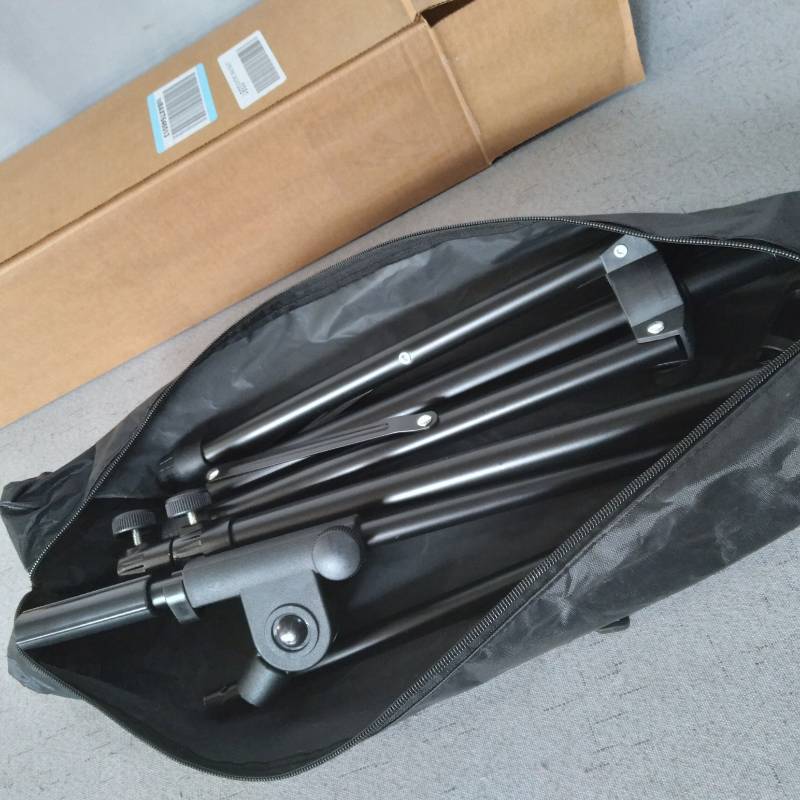 lot 26923 image: CAHAYA TRIPOD