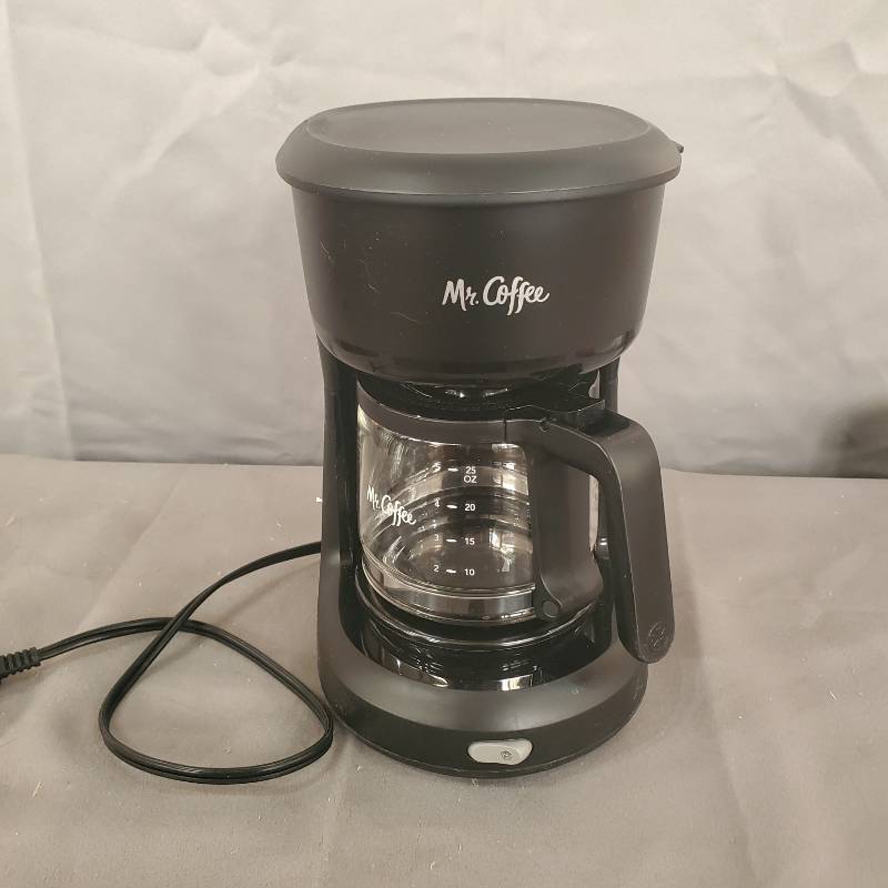 lot 59937 image: MR. COFFEE COFFEE MAKER