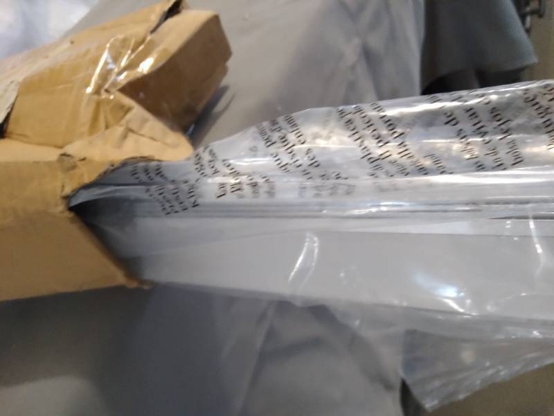 lot 55867 image: LED CELILING BAR LIGHT