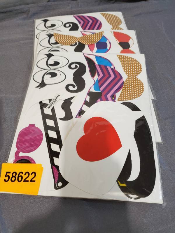 lot 58622 image: Set of 3 Packs of Be happy live pink Photo Booth Props Set New