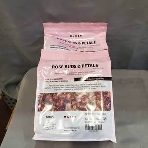 lot 1482 image: SET OF 2 ROSE BUDS AND PETALS