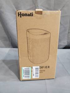 lot 1484 image: Air Forifters for home and re-Sifest, to 215 Sq. Ft