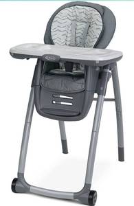 lot 1652 image: Graco Table2Table Premier Fold 7 in 1 Convertible High Chair  Converts to Dining Booster Seat, Kids Table and More, Landry, 15x19.29x27 Inch (Pack of 1)