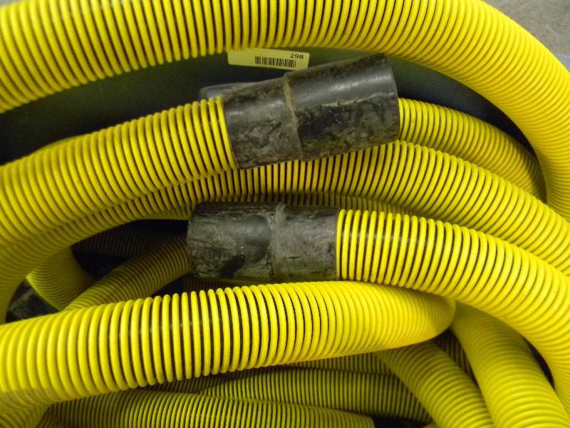 lot 298 image: Hoses all 7 long (Qty 10)
