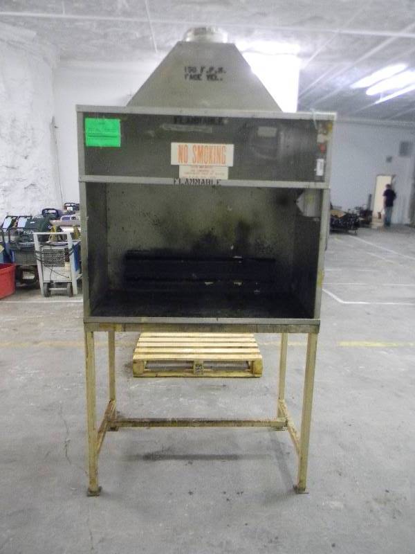 lot 302 image: Exhaust System Vent Hood