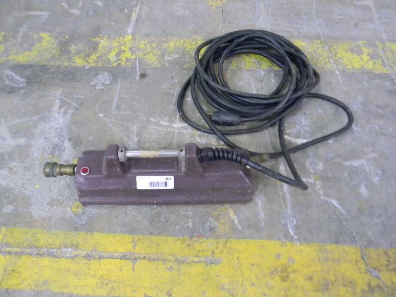 lot 304 image: Water Heater
