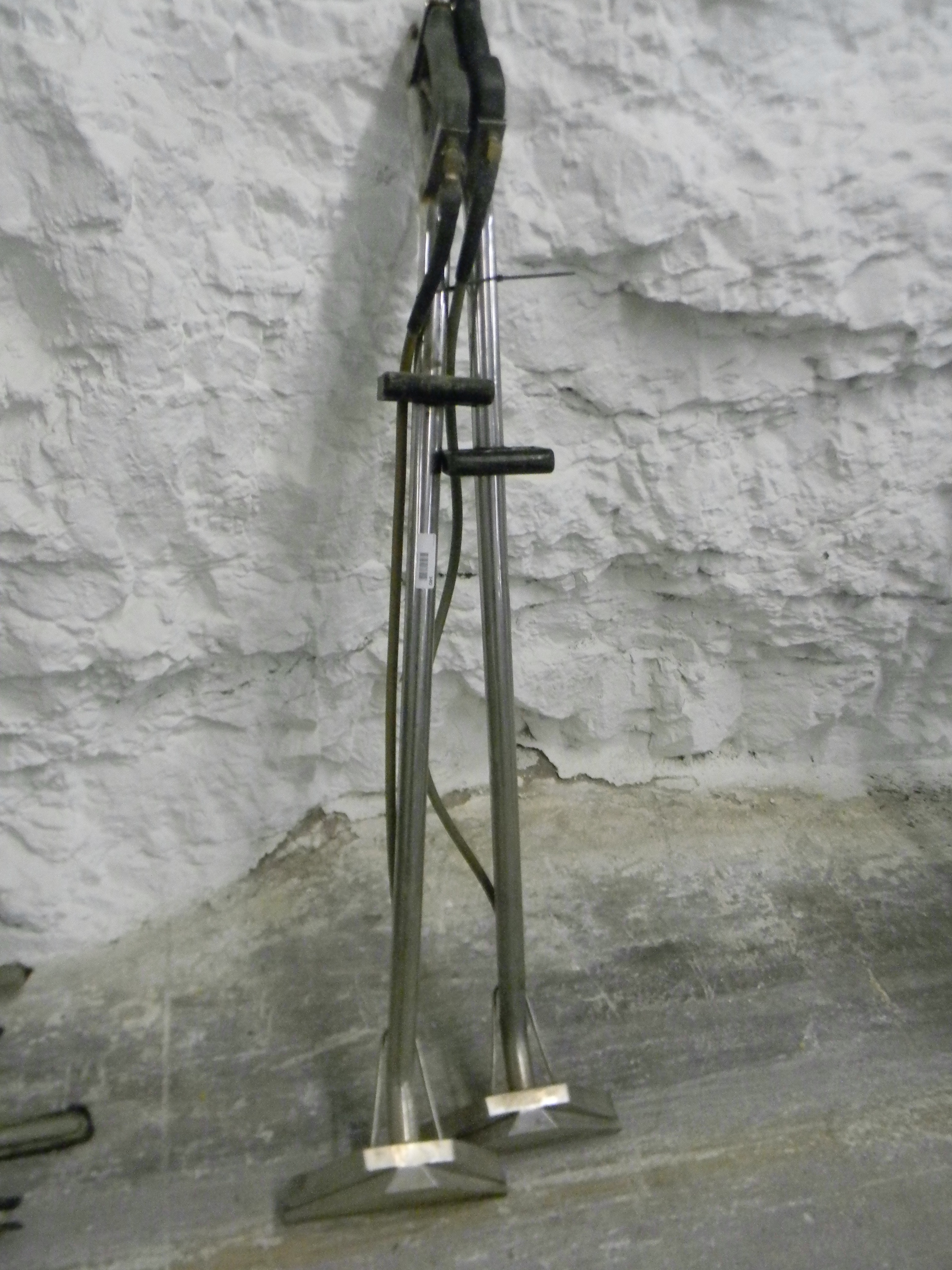 lot 340 image: Various Carpet Cleaning Accessories