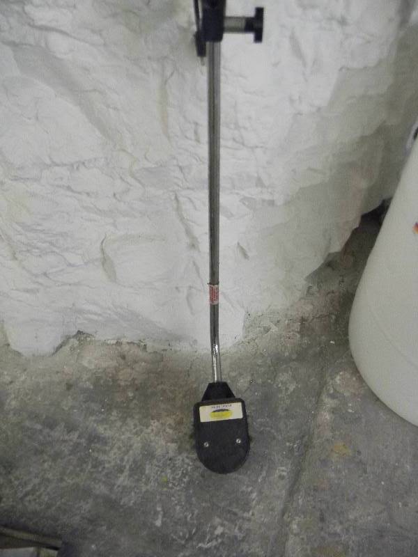 lot 346 image: Mini-Edge Floor Scrubber
