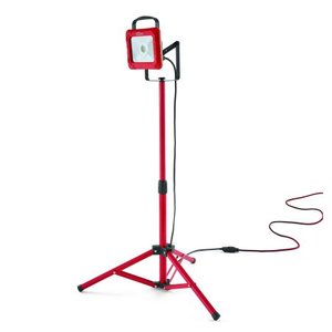 lot 69846 image: Hyper Tough 2000-Lumen LED Area Light