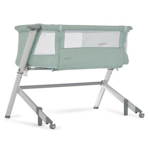 lot 19760 image: Dream On Me Skylar Bassinet in Mint