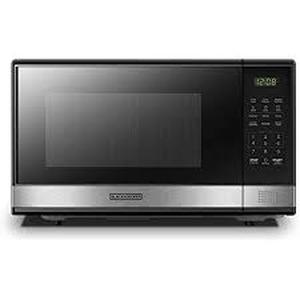 lot 2877 image: BLACKDECKER Counter Microwave