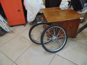 lot 3876 image: Pair of Wheels - New Old Stock
