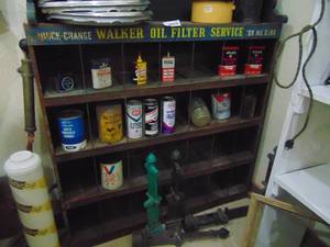 lot 3897 image: Oil Cans within Cabinet - Cabinet not included