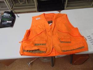 lot 3936 image: Gamewinner Hunting Vest XL