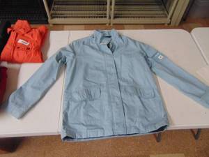 lot 3947 image: Womans Blue Eddie Bauer Jacket size Ladies - Small