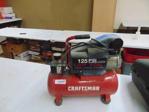 lot 3968 image: Craftsman 1.5 HP 3 Gal Air Compressor