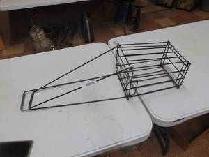 lot 3976 image: Wire Tennis Ball Carrier