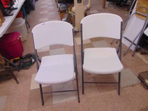 lot 3981 image: 2 Lifetime Plastic Collapsible Chairs