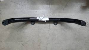 lot 1589 image: High Rock 44 Tubular Grill Guard for 2007 Jeep Wrangler & Wrangler Unlimited, Part# 4291544915