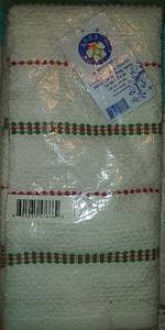 lot 30059 image: 2 Kitchen Towels Set