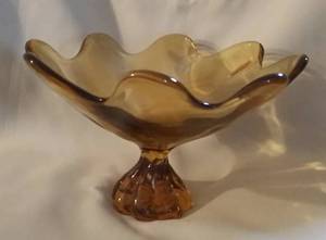 lot 30079 image: Amber Colored Glass Bowl