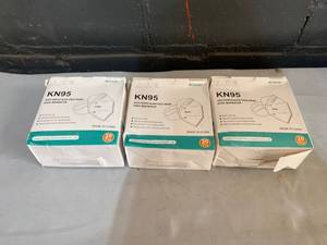 lot 6758 image: Lot of KN95 Masks