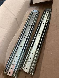 lot 6771 image: YENUO Heavy Duty Drawer Slides Full Extension Side Mount 20 inch(500mm) Metal Ball Bearing Runners Rails Track 450 lb Loading 1pair (Without Lock, 20 Inch)