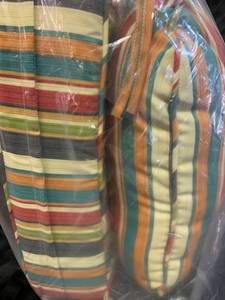 lot 52787 image: Arden Selections Alana Tile Outdoor Deep Seat Set - 46.5 in L x 25 in W x 6.5 in H - Bright Multicolor