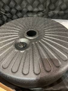 lot 53843 image: Bonosuki Patio Umbrella HDPE Base 50lbs Round Water Filled Stand - 19.7